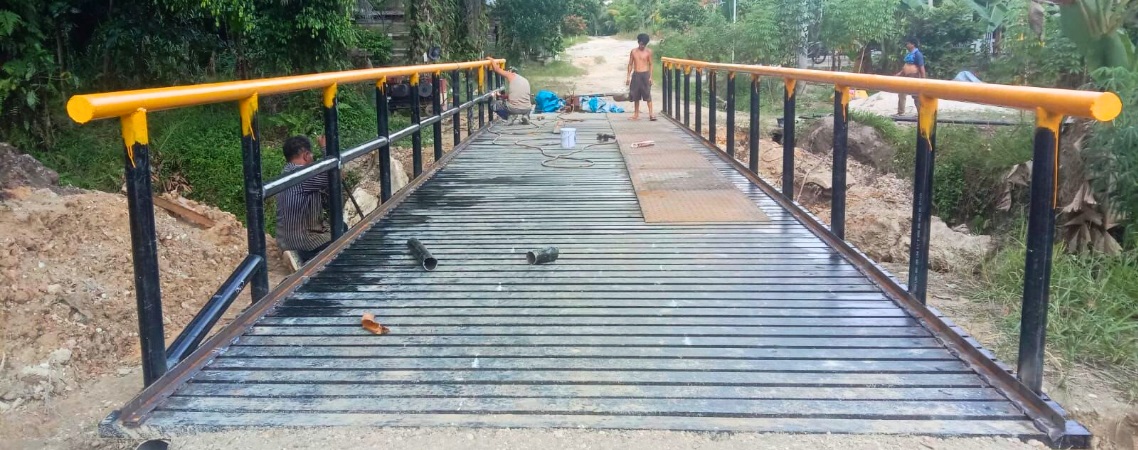 Bangun Jembatan Baru, Warga Air Mas Apresiasi Bupati Kuansing