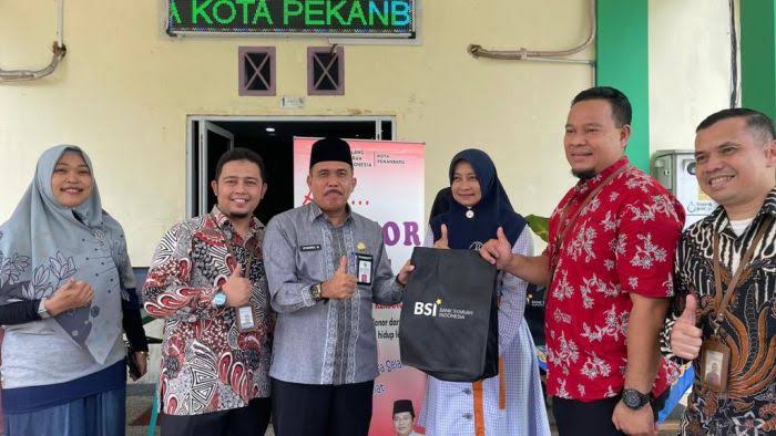Kemenag Pekanbaru Bersama Palang Merah Indonesia Gelar Aksi Donor Darah