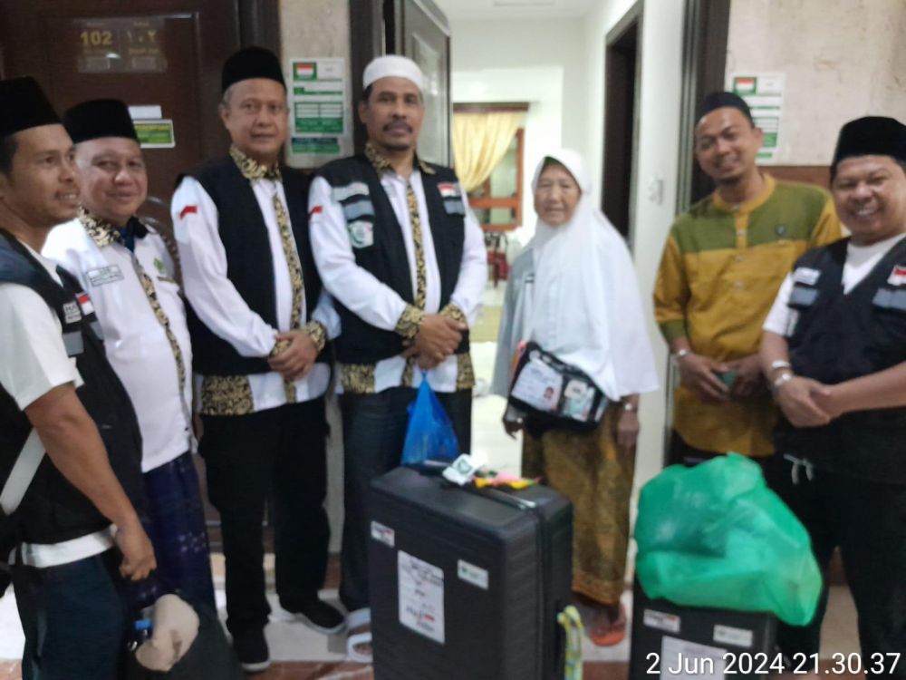 Berangkat dengan BTH-14, Jemaah Haji Riau Asal Pelalawan Dikembalikan ke Kloter Awal