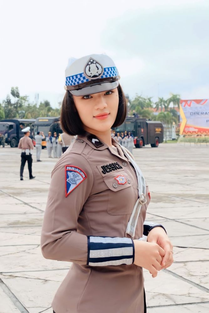 Polwan Cantik Berdarah Batak di Riau Jago Karate, Juara Internasional hingga ke Jepang