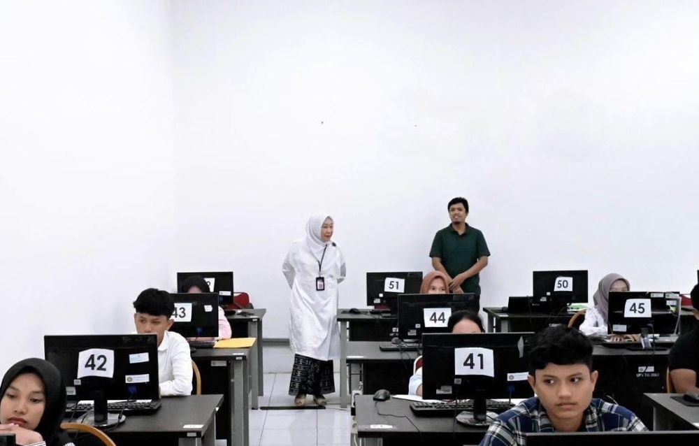 Resmi! Unri Batalkan Kenaikan UKT