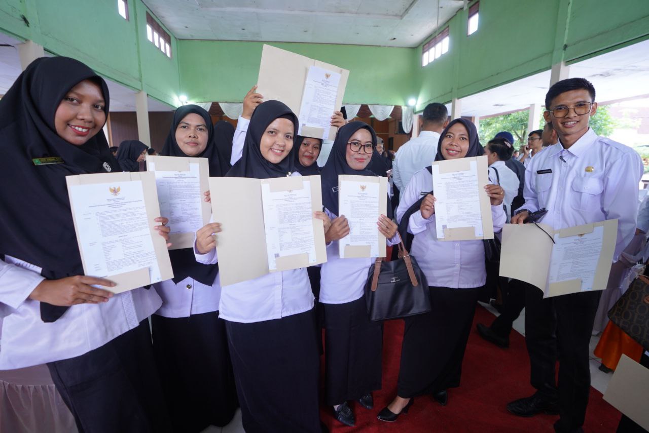 189 Guru Honorer di Pelalawan Terima SK PPPK