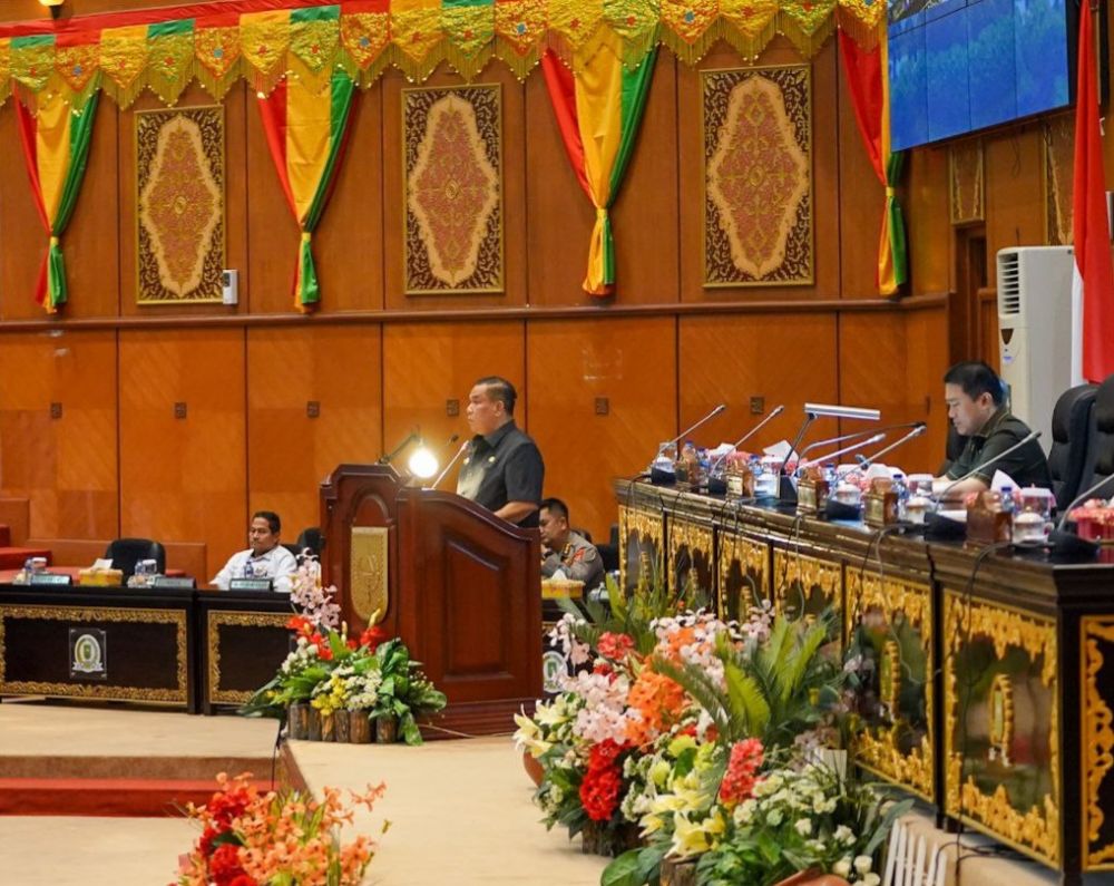 Rapat Paripurna, Pj Gubri Sampaikan Ranperda Pertanggungjawaban Pelaksanaan APBD Riau 2023