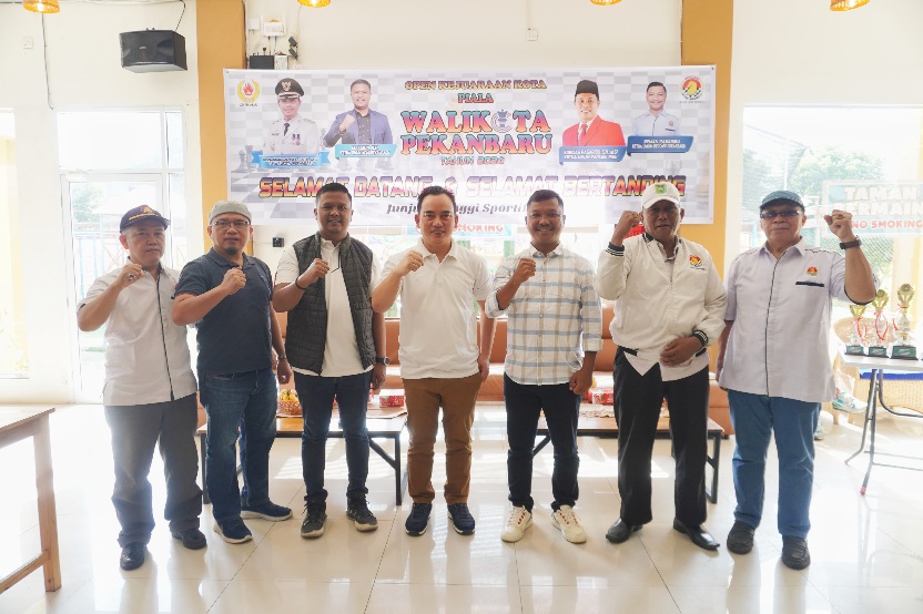 Buka Kejuaraan Kota Catur, Kadispora Hazli Harapkan Kejurkot Catur Junior Hasilkan Atlet Catur Pekanbaru Berprestasi