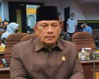 Soal Larangan Jual Beli Seragam, Dewan Tekankan Disdik Pekanbaru Bantu Siswa Miskin 