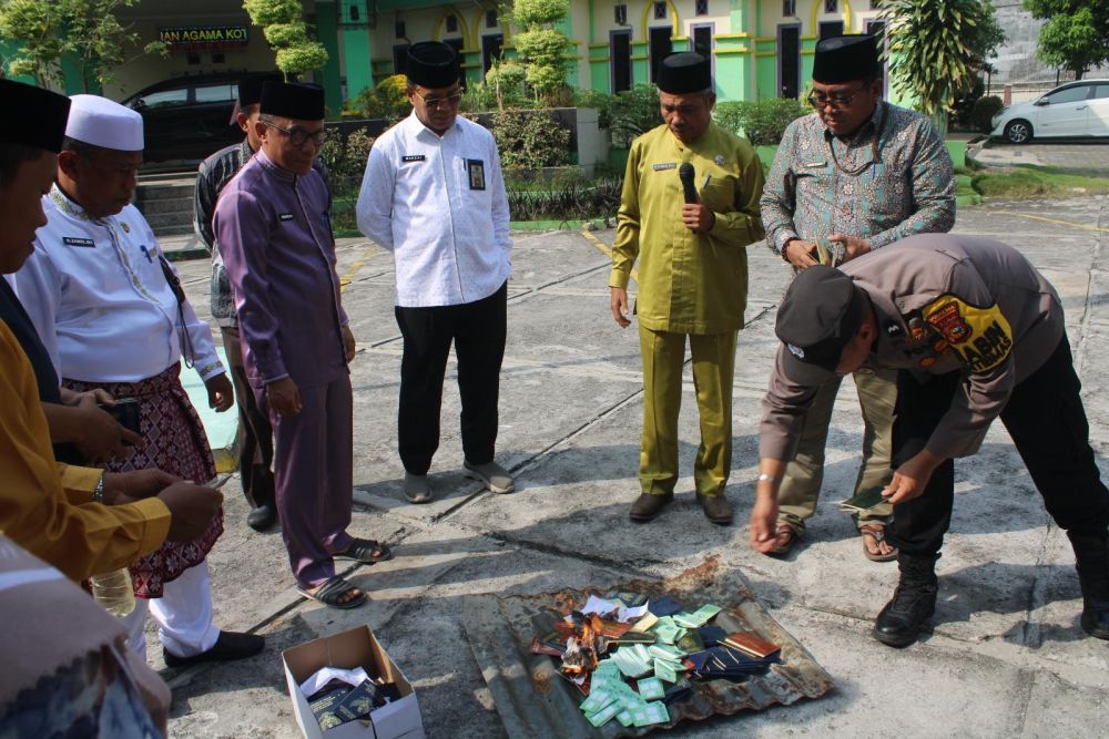 Kantor Kemenag Pekanbaru Musnahkan Dokumen Nikah, Ini Tujuannya