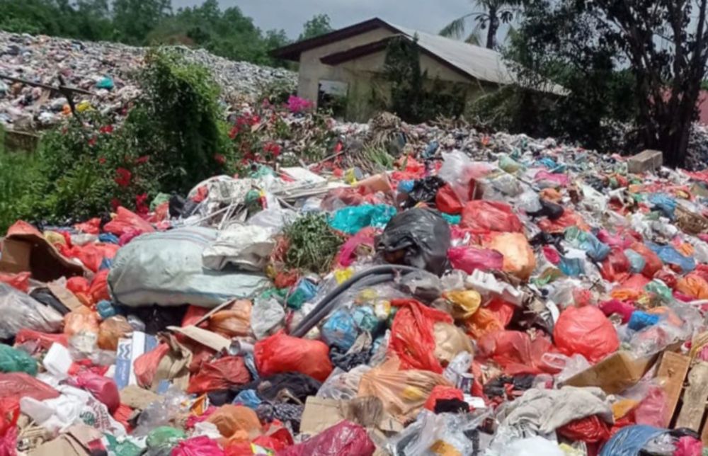 Sampah Menumpuk di Sekitar TPA Gogok, Ini Penjelasan DPRKPLH Meranti