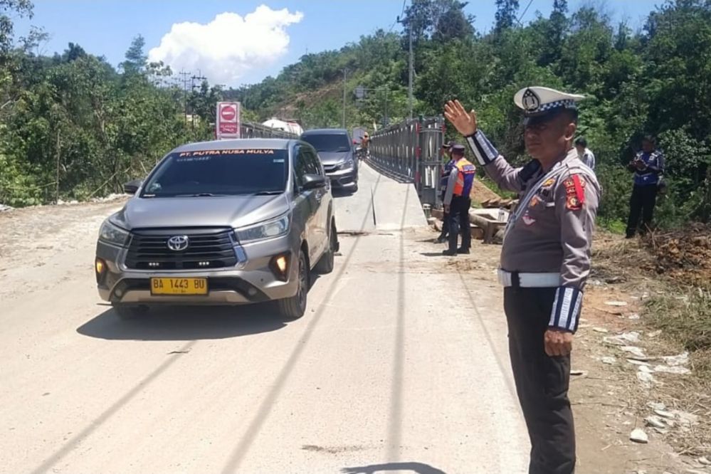 BPJN Riau Mulai Lakukan Pekerjaan Jalan Longsor di Kampar, Arus Lalu Lintas Lancar