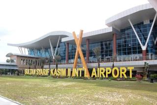 Bandara SSK II Pekanbaru Lakukan Peremajaan Armada hingga Mobil Listrik
