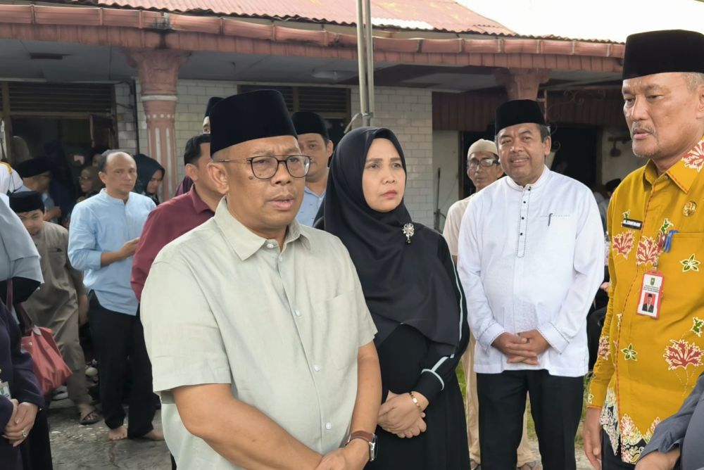 Kadisbud Yoserizal Zen Meninggal Dunia, Pj Gubri Sebut Riau Kehilangan Sosok Birokrat dan Budayawan