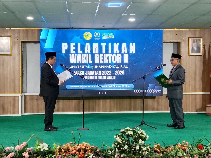 Disaksikan Diktilitbang PPM Saidul Amin Lantik Wakil Rektor 2 UMRI Periode 2022-2026
