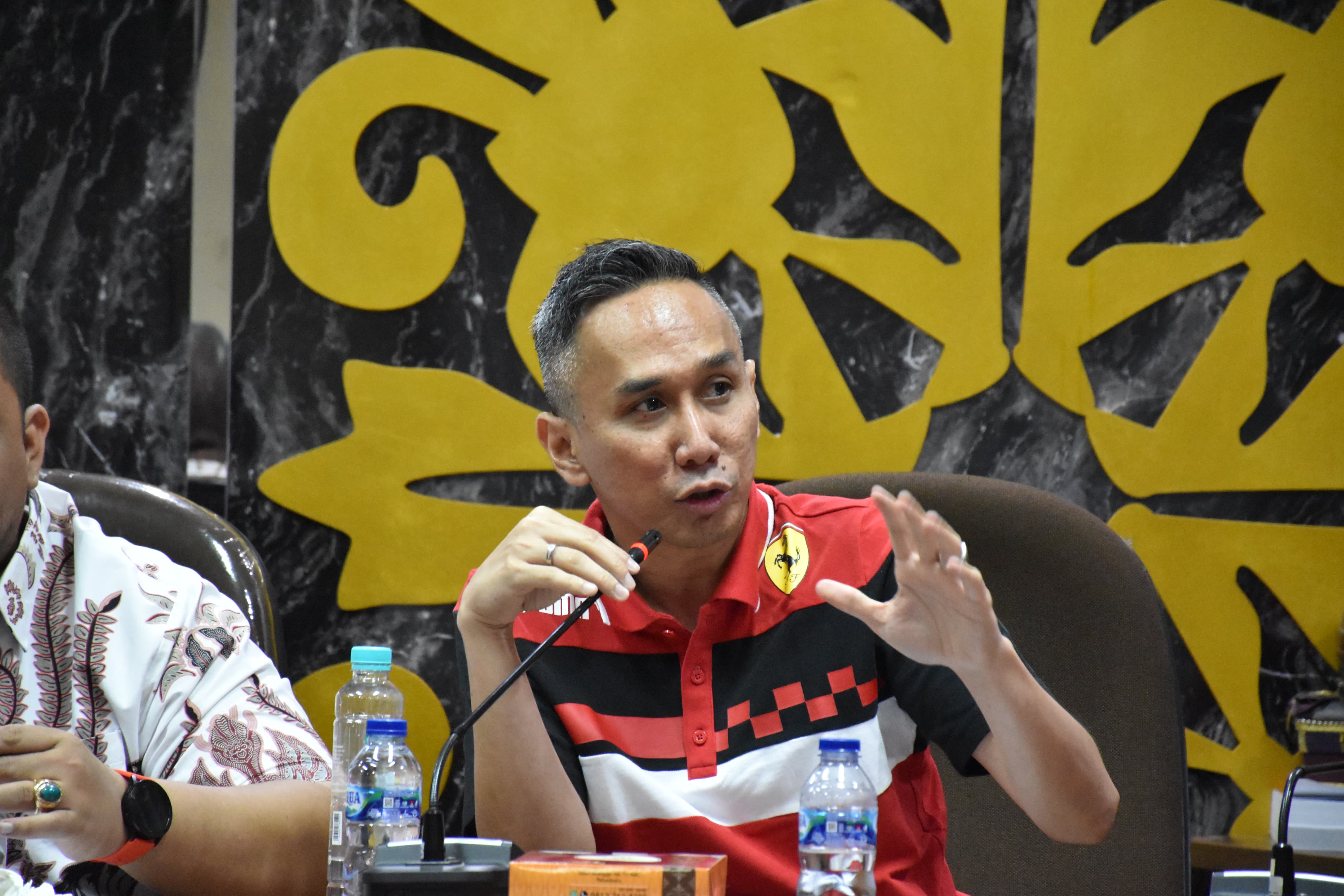 Dewan Pertanyakan Pembiaran Bangunan Tiang Reklame Ilegal; Bahkan Sudah Menghasilkan Profit!