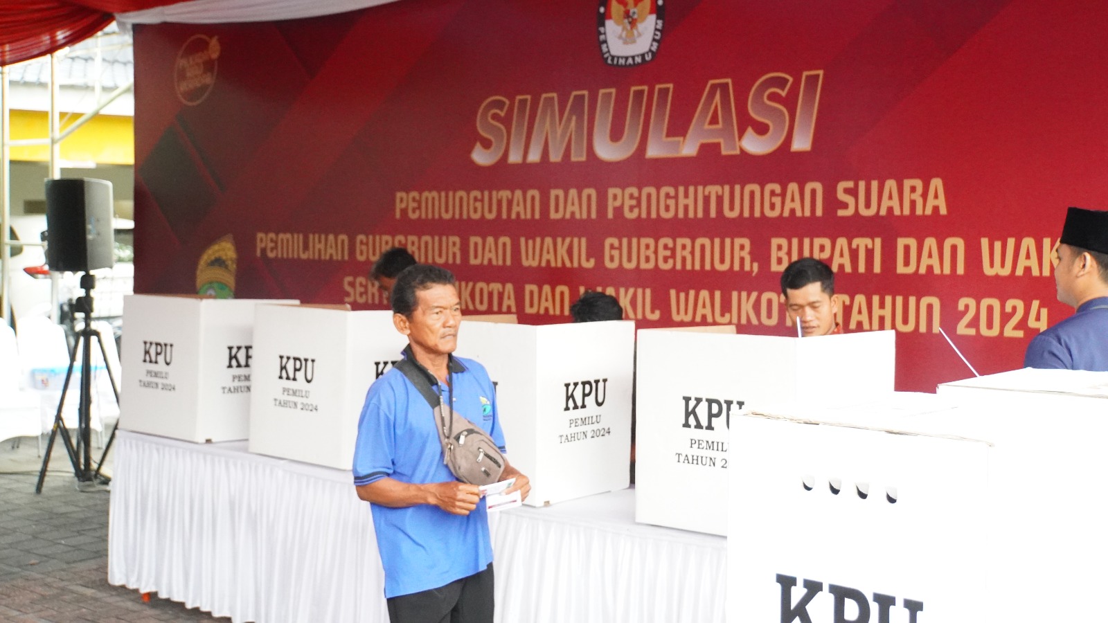 KPU Riau Simulasi Putungsura di Jalan Pertanian Kecamatan Binawidya Pekanbaru
