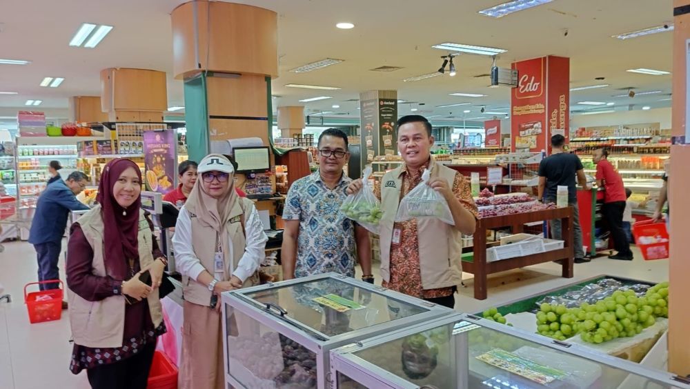 DKP Pekanbaru Lakukan Inspeksi Mendadak ke Swalayan, Periksa Anggur Shine Muscat