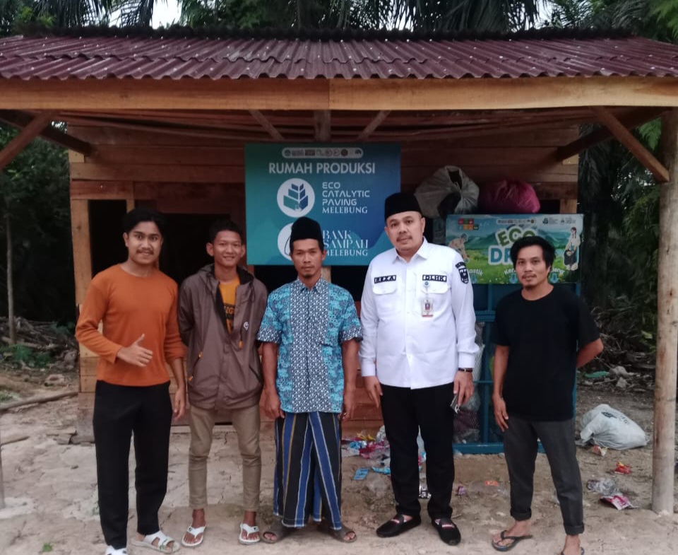 Lihat Pengelolaan Sampah, DLHK Pekanbaru Turun ke Rumah Kompos Melebung Tenayan Raya