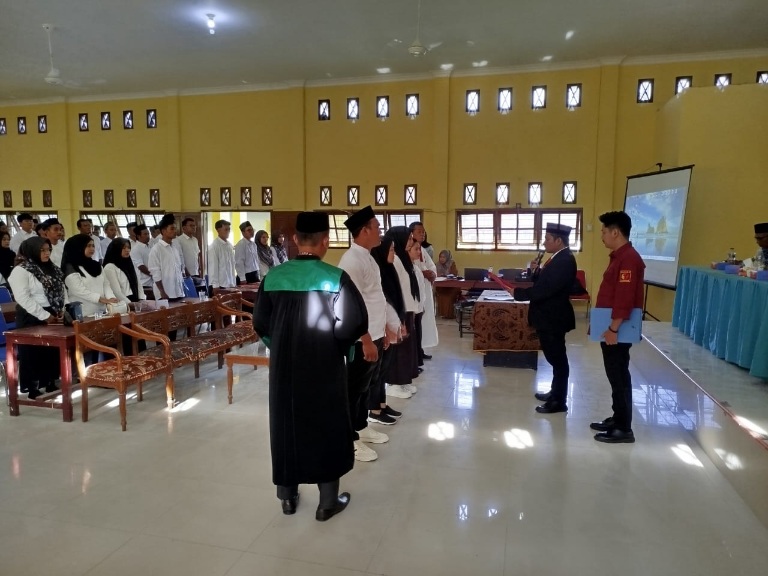 Panwascam Tapung Lantik 156 Pengawas TPS Untuk Pilkada Serentak Tahun 2024