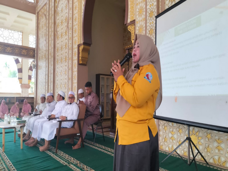 Forum Puspa Madani Kampar Lakukan Pembinaan untuk Pencegahan Bullying di PP Al Faruqi