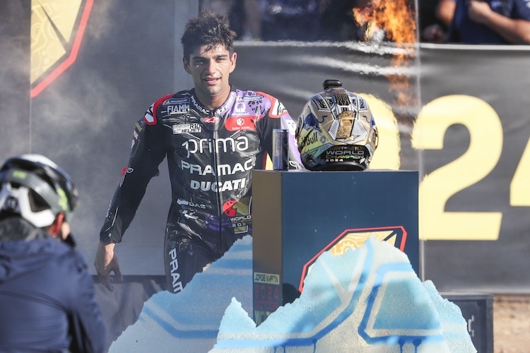 Selisih 10 Poin Dari Pecco Bagnaia, Jorge Martin Juara Dunia Grand Prix MotoGP 2024