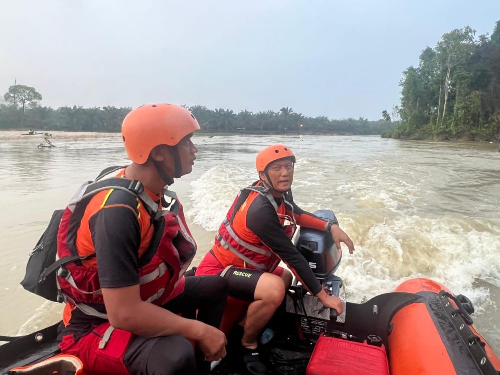 Nasib Remaja di Kuansing Masih Misterius, Hilang Tenggelam di Sungai Kuansing