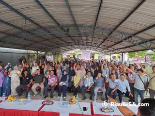 Didepan Ribuan Masyarakat, RT/RW di Pekanbaru Blak-Blakan Sebut Diberi Janji Manis; Rp 100 Juta Per RW, Kami tak Mau!