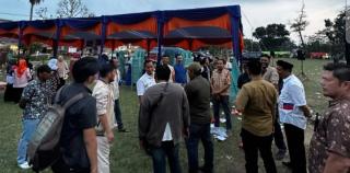 Pakai Fasilitas Pendidikan, Kampanye Paslon Nomor 5 di Lapangan SMEA Pekanbaru Dibatalkan Panwas