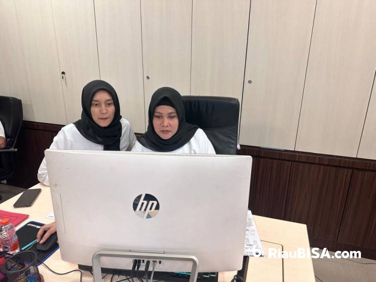 Polda Riau Pelototi Medsos Cegah Hoaks Pasca Pilkada Serentak