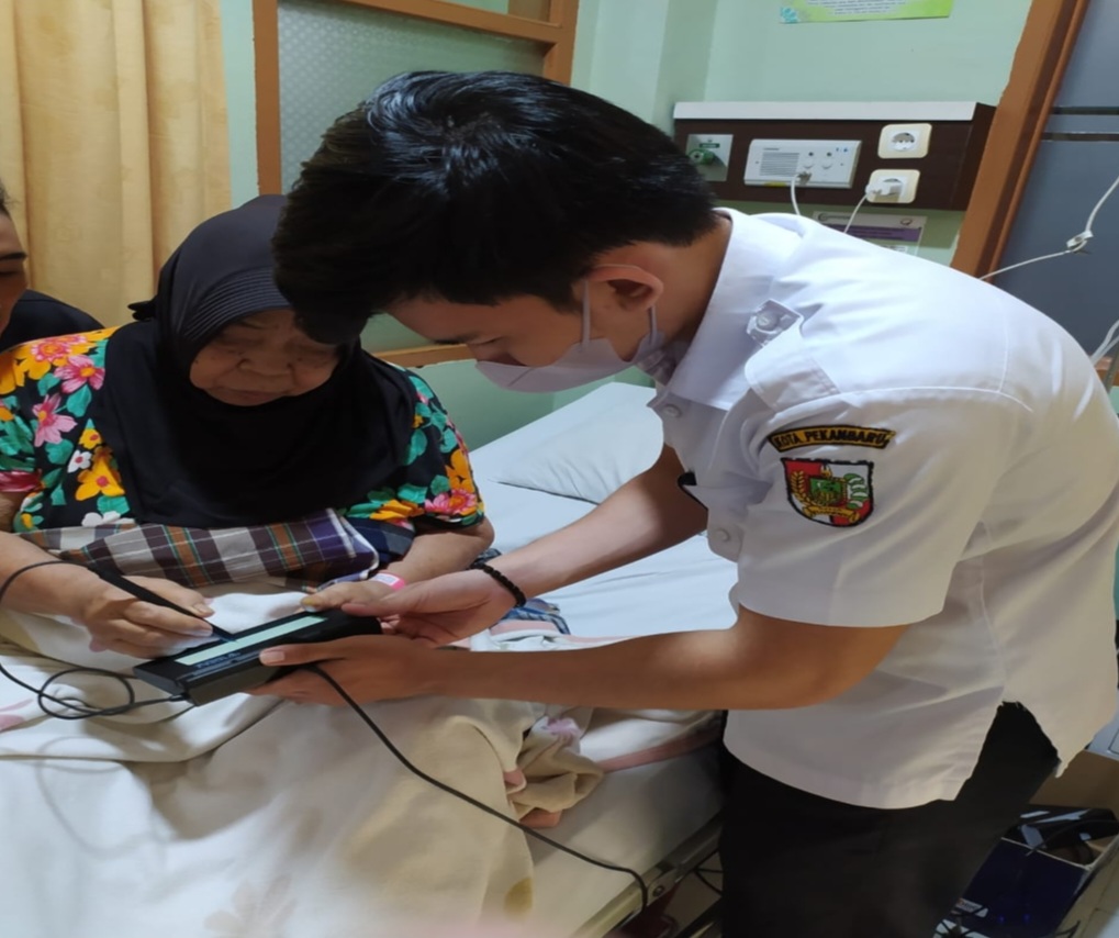 SIPINTAR PEDULI Disdukcapil Pekanbaru Sasar Rumah Sakit Ibnu Sina