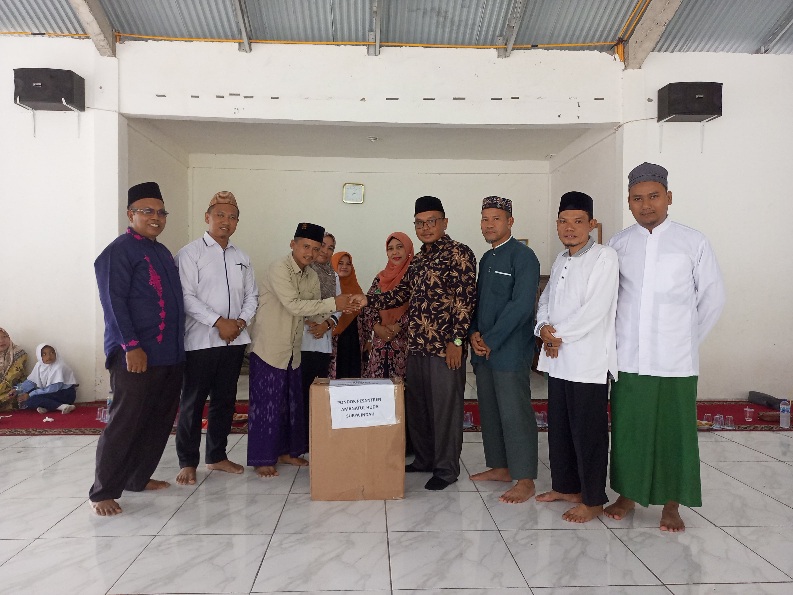 Meriahkan Hari Amal Bhakti Ke-79, KUA Pangkalan Kuras Wakafkan Al Qur