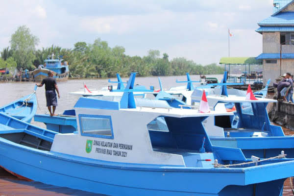 Nelayan di Riau Dapat Ratusan Kapal dan Ribuan Alat Tangkap