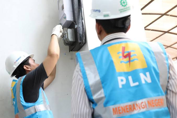 Pelanggan PLN 2.200 VA ke Bawah Dapat Diskon 50%, Mudah dan Otomatis
