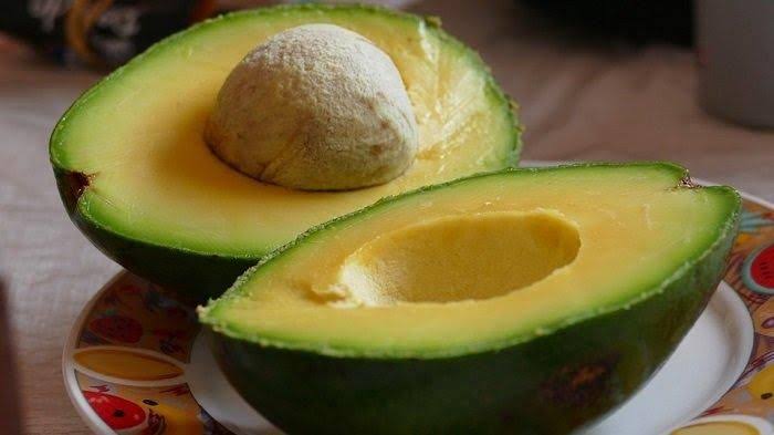 10 Manfaat Tak Terduga saat Konsumsi Alpukat Setiap Hari