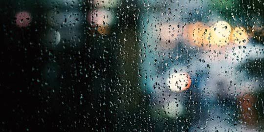 Waspada Hujan Lebat Disertai Petir dan Angin Kencang di Beberapa Wilayah Riau