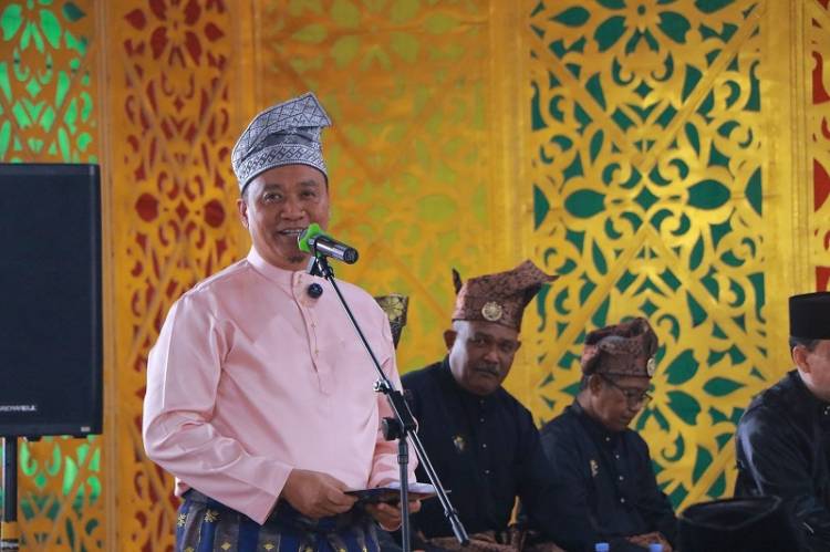 Wakil Walikota Hadiri Prosesi Tepuk Tepung Tawar DPRD 2024-2029