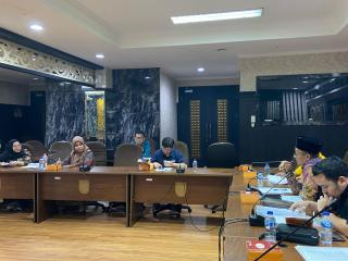 Pertanyakan Soal Pajak, Komisi II DPRD Pekanbaru Panggil Tiga Swalayan Modern