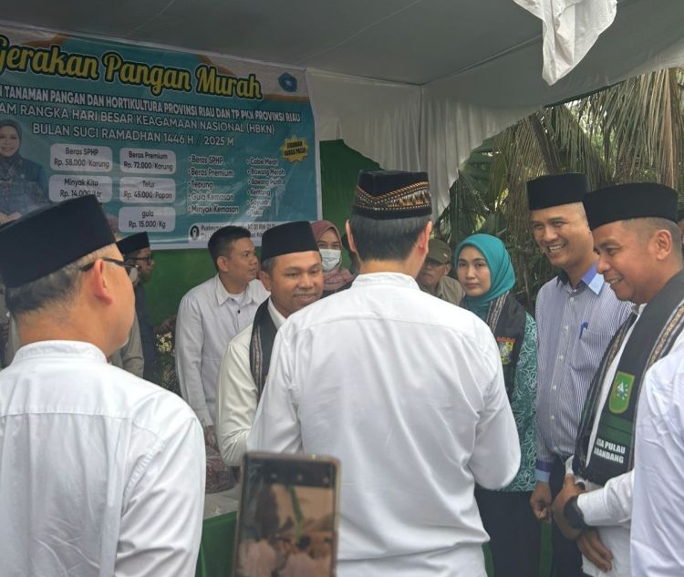 Gerakan Pangan Murah, Antusias Warga Padati Puskesmas Dusun III Pulau Birandang