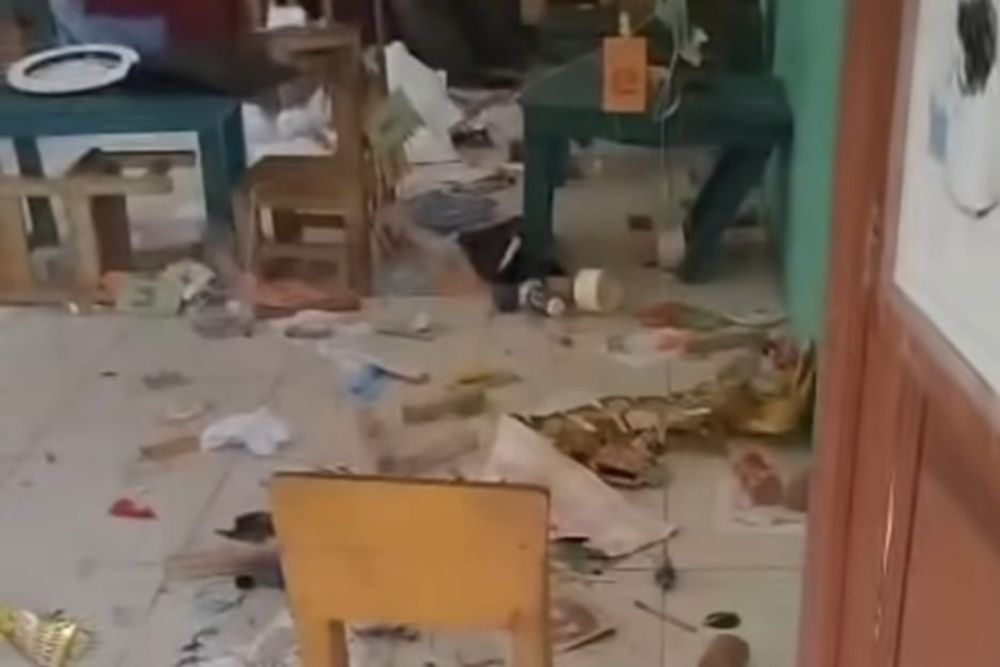 Ruang Kelas Dirusak, Guru TK di Pelalawan Syok Temukan Miras dan Alat Isap Sabu