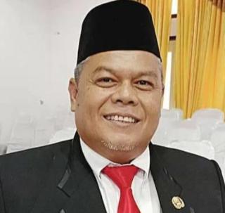 Diberitakan Soal Anggaran Makan Minum di Sekretariat DPRD Kuansing, Sekwan Hina Wartawan Dengan Sebutan Abal-Abal