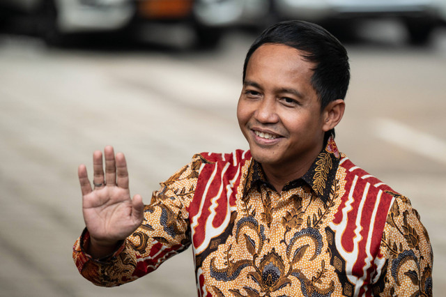Menteri Kehutanan Apresiasi Wali Kota Agung Nugroho Tertibkan Baliho dan Jadikan Jalur Hijau di Jalan Protokol Pekanbaru