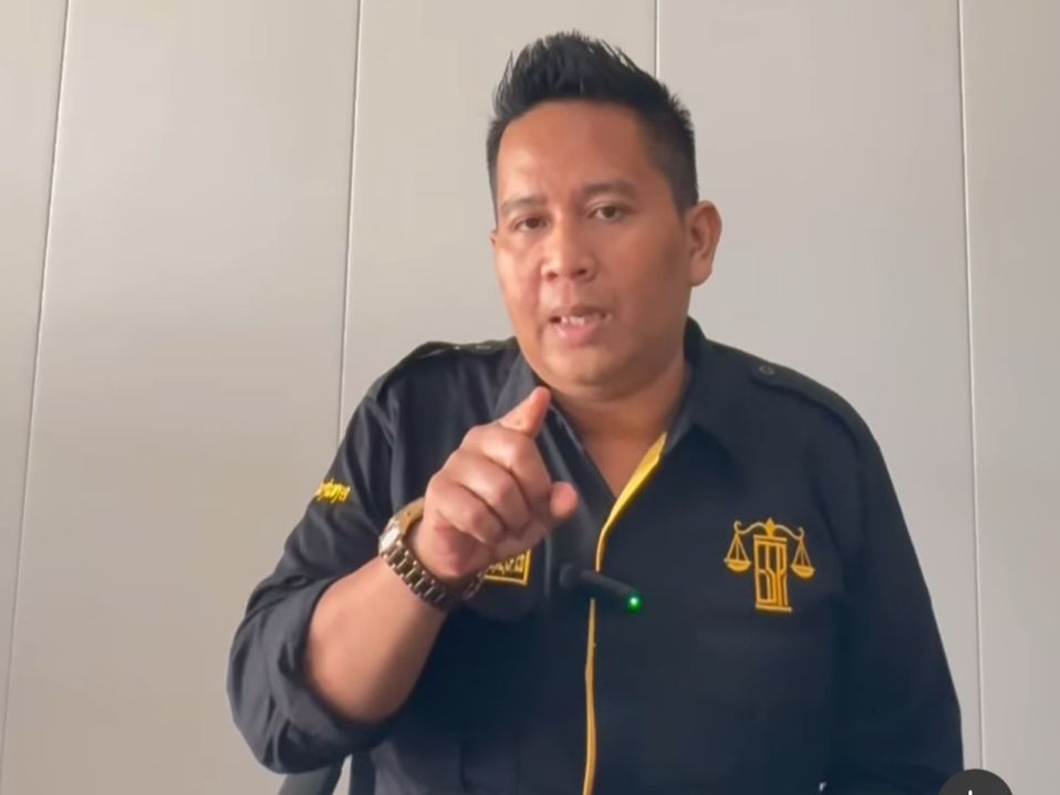 Kuasa Hukum Korban Penahanan Ijazah Sebut Komisi V DPRD Riau Jadi Jubir Perusahaan; Ada Udang Dibalik Bakwan!