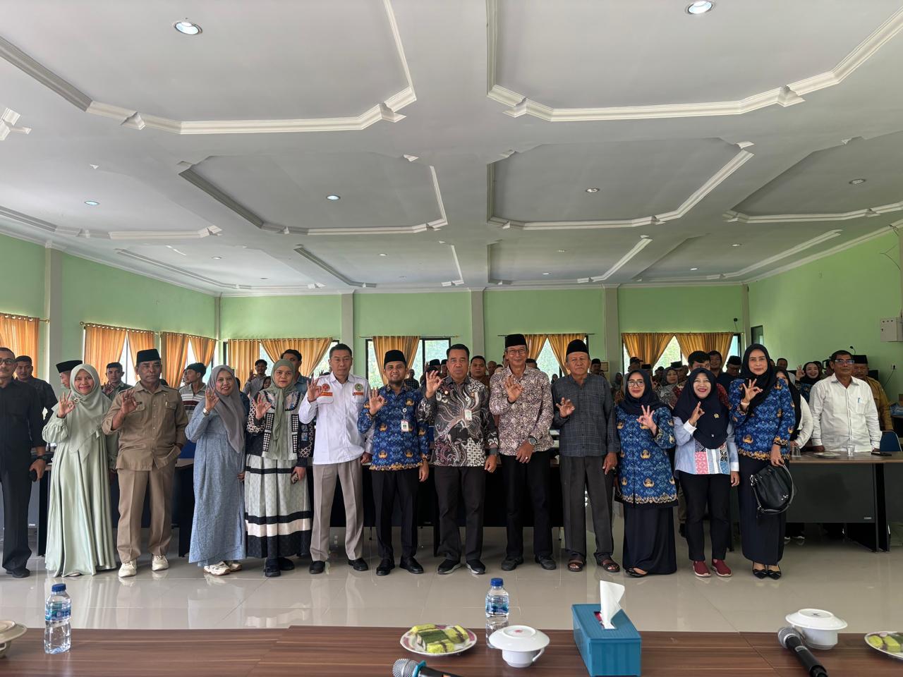 31 Desa dan Kelurahan di Kecamatan Bengkalis Serentak Tandatangani Akta Pendirian Koperasi Merah Putih