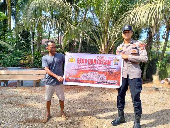 Polsek Hulu Kuantan Sosialisasi Larangan Karhutla, Ajak Masyarakat Cegah Kebakaran Hutan dan Lahan