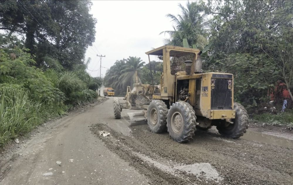 Pemprov Riau Tangani Kerusakan Jalan Mahato-Manggala