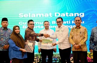 Audiensi Bersama Dirut ASDP, Bupati Asmar Usulkan Trayek Roro Penyeberangan Meranti - Kepri