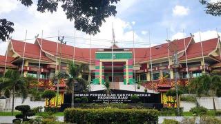 Kasus Penahanan Ijazah, Besok Komisi V DPRD Riau Gelar RDP Tapi kok tak Ada Persetujuan Dari Pimpinan?