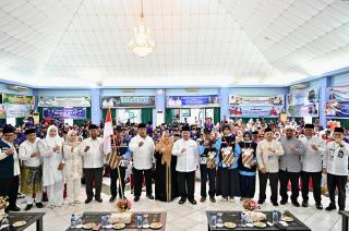 Bupati Kasmarni Lepas Keberangkatan 164 JCH Kloter 12 Menuju Madinah