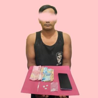 Nasib Apes Tejo Jualan Narkoba Lagi Santai Digulung Polsek Batang Cenaku Inhu
