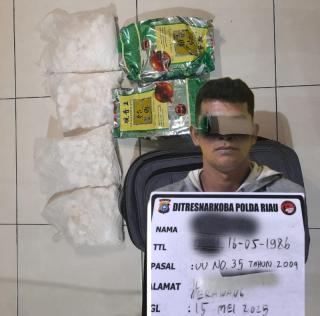 Dari Tangan Warga Perawang Siak ini, Polda Riau Gagalkan 2 kg Sabu dan 1,8 Heroin