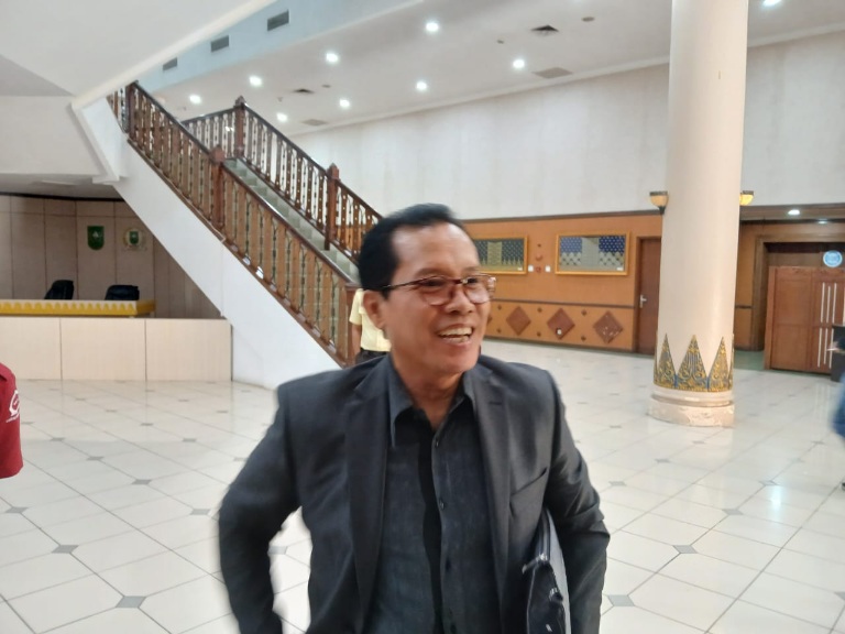 Pabrik Tisu, DPRD Riau Dukung Kejati Riau Evaluasi Izin