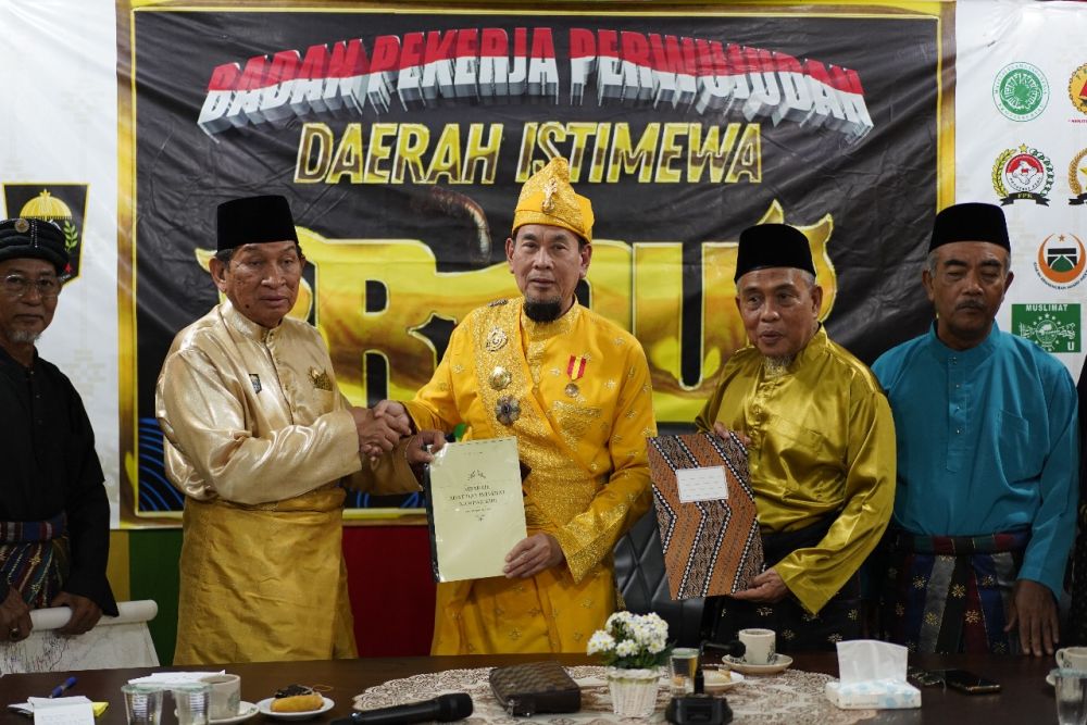Raja Gunung Sahilan Berkomitmen Wujudkan Daerah Istimewa Riau