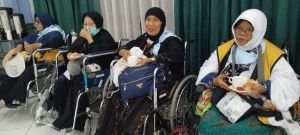 Keterbatasan Fisik Tak Halangi Rosminah Selesaikan Ibadah Haji